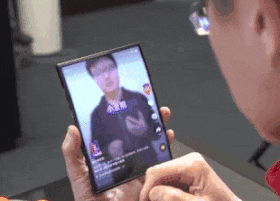 Xiaomi продемонстрировала гибкий смартфон